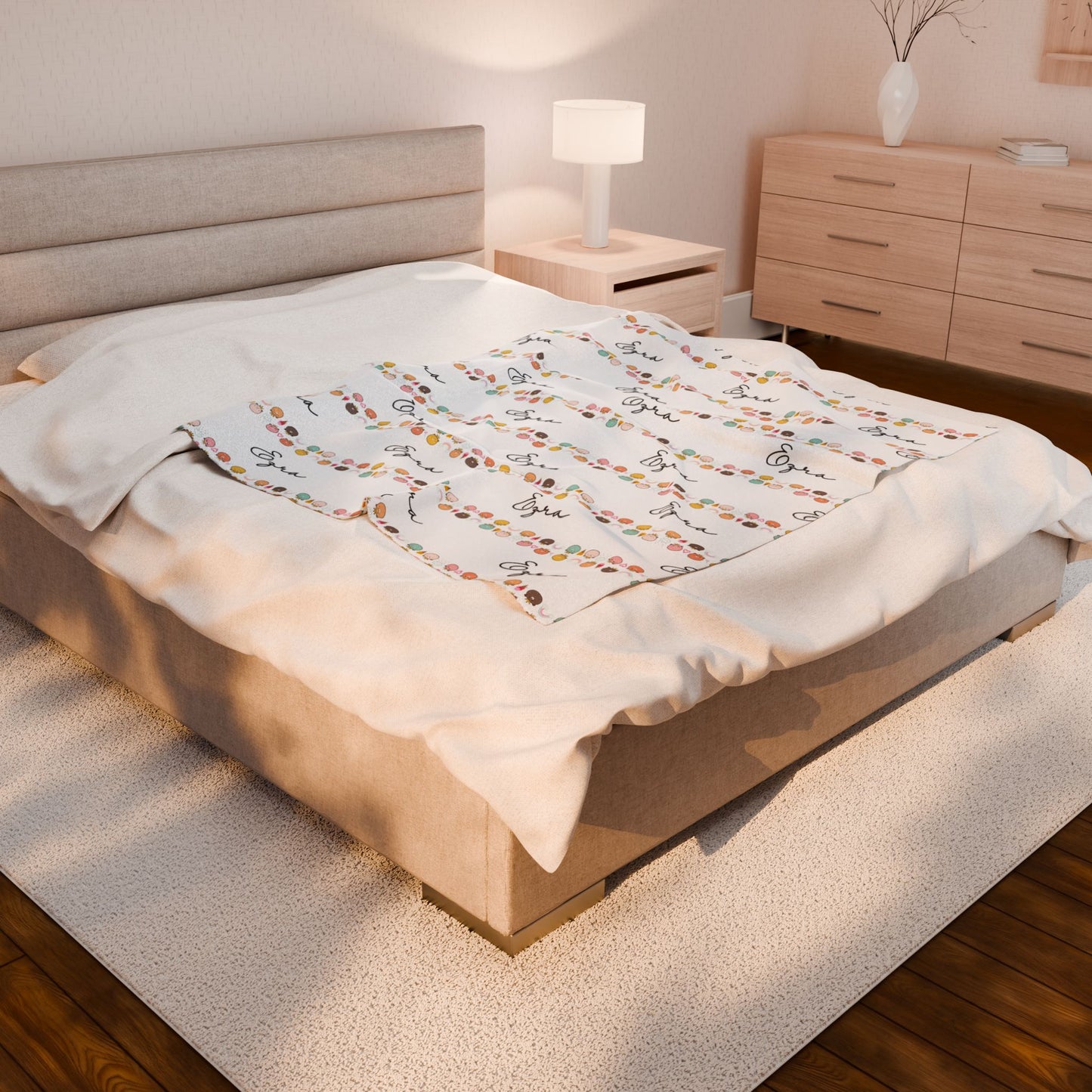 Cozy Velveteen Plush Blanket for All Seasons, Soft Throw for Home Décor, Perfect Gift for Birthdays and Holidays, Ideal for Snuggling, [...]